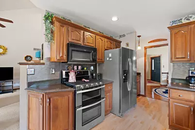 359 Tremont Lane, Valparaiso, IN 46385 - Photo 17
