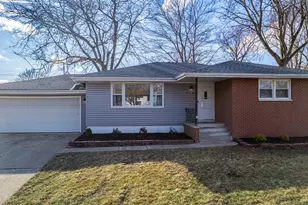 9380 Mckinley St, Crown Point, IN 46307 - Photo 3