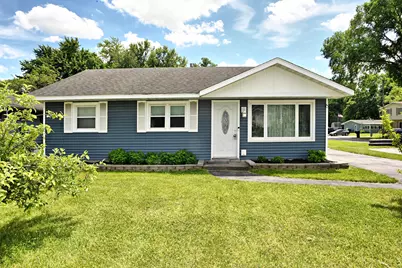 2113 W Porter Avenue, Chesterton, IN 46304 - Photo 1
