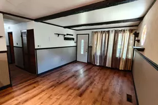 140 N Guyer St, Hobart, IN 46342 - Photo 5