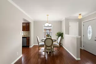 3011 Franklin Ave, Highland, IN 46322 - Photo 5