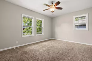 3011 Franklin Ave, Highland, IN 46322 - Photo 13