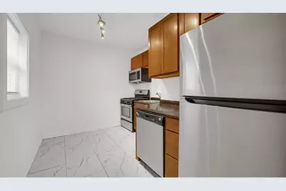 555 Locust Street #1, Valparaiso, IN 46383 - Photo 5