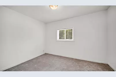 555 Locust Street #1, Valparaiso, IN 46383 - Photo 9