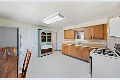 116 W Barker Avenue, Michigan City, IN 46360 - Photo 7