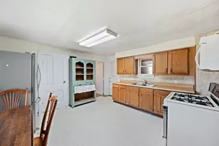 116 W Barker Ave, Michigan City, IN 46360 - Photo 7
