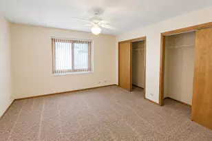 6366 W 86th Ct, Crown Point, IN 46307 - Photo 9