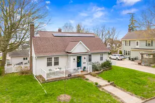 453 Chestnut St, Valparaiso, IN 46385 - Photo 5