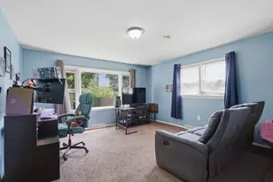 1324 175th St, Hammond, IN 46324 - Photo 5