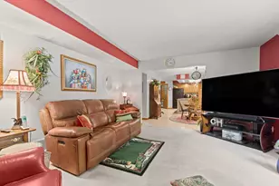 2606 Club Ct, Valparaiso, IN 46383 - Photo 17