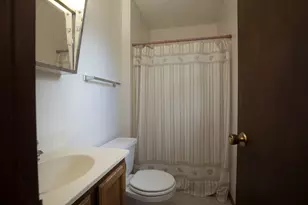 5196 Dolphin Ct, Portage, IN 46368 - Photo 17