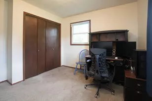 5196 Dolphin Ct, Portage, IN 46368 - Photo 15