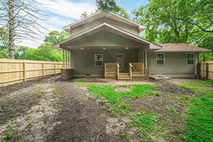 1014 E 63rd Pl, Merrillville, IN 46410 - Photo 25