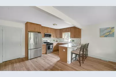 1014 E 63rd Place, Merrillville, IN 46410 - Photo 7