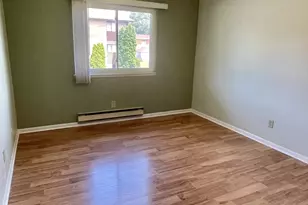 10047 Kennedy Ave, Highland, IN 46322 - Photo 5