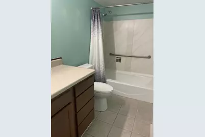 10047 Kennedy Avenue #2b, Highland, IN 46322 - Photo 9