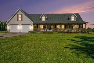 2524 S 350 W, La Porte, IN 46350 - Photo 1