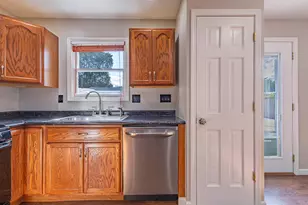 722 Capitol Rd, Valparaiso, IN 46385 - Photo 11