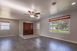 722 Capitol Rd, Valparaiso, IN 46385 - Photo 9