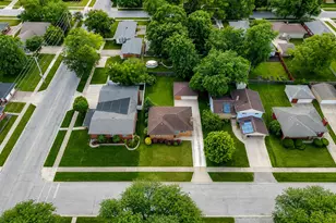 8040 Jefferson Ave, Munster, IN 46321 - Photo 7