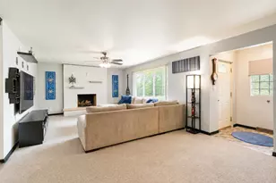 8040 Jefferson Ave, Munster, IN 46321 - Photo 21