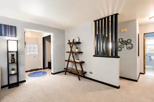 8040 Jefferson Ave, Munster, IN 46321 - Photo 23