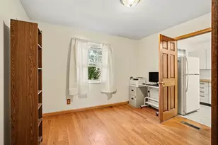 8016 Gordon Pl, Highland, IN 46322 - Photo 15