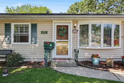 8016 Gordon Place, Highland, IN 46322 - Photo 5