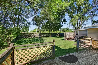 8016 Gordon Place, Highland, IN 46322 - Photo 21