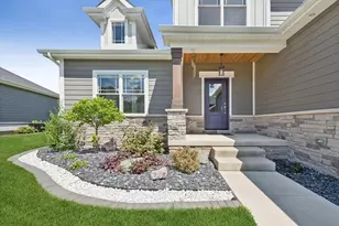 3202 Forestside Ln, Valparaiso, IN 46385 - Photo 3
