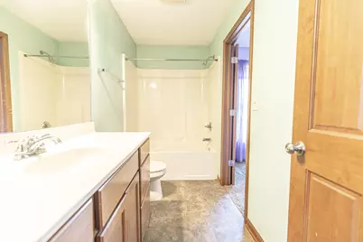1370 Danvers Parkway, Valparaiso, IN 46385 - Photo 25