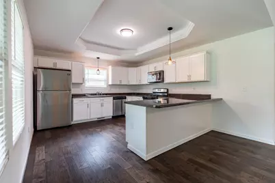 2352 Four Seasons Parkway, Crown Point, IN 46307 - Photo 9