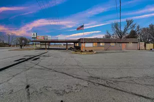 508 US-421, Medaryville, IN 47957 - Photo 1