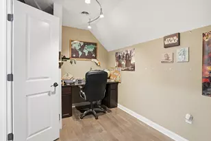 863 Sylvia Ln, Crown Point, IN 46307 - Photo 41