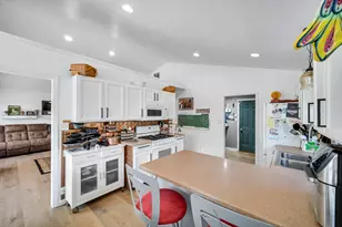 1730 Elderberry Cir, Demotte, IN 46310 - Photo 11