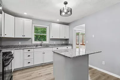 4325 N Armand Avenue, La Porte, IN 46350 - Photo 3