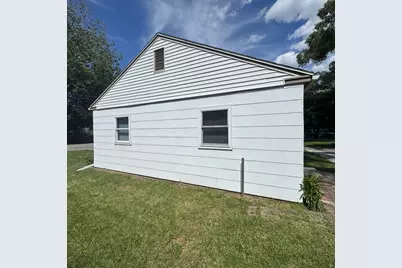 1305 Springland Avenue, Michigan City, IN 46360 - Photo 13
