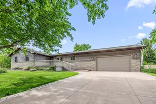 2499 Willowwood Ave, Valparaiso, IN 46383 - Photo 1