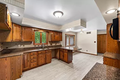 2499 Willowwood Avenue, Valparaiso, IN 46383 - Photo 7