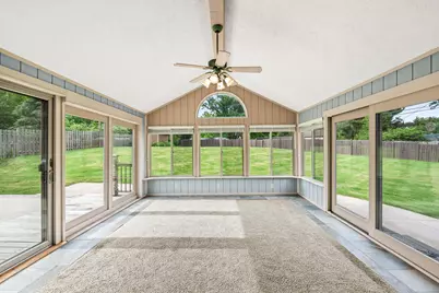 2499 Willowwood Avenue, Valparaiso, IN 46383 - Photo 5