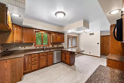 2499 Willowwood Avenue, Valparaiso, IN 46383 - Photo 7
