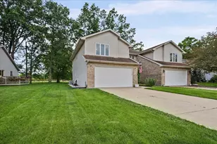 2215 Texas St, Chesterton, IN 46304 - Photo 3