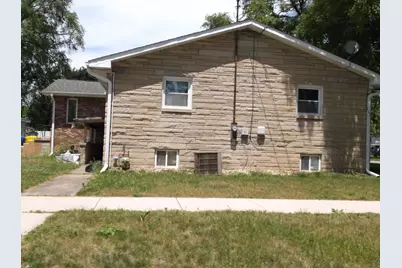 704 N Oakwood Drive, Griffith, IN 46319 - Photo 3