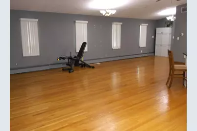 704 N Oakwood Drive, Griffith, IN 46319 - Photo 5