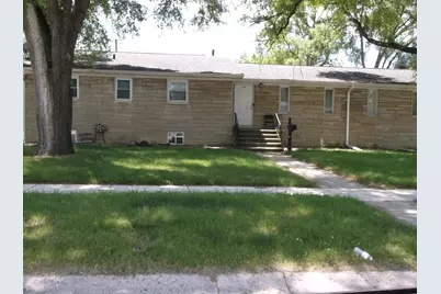 704 N Oakwood Drive, Griffith, IN 46319 - Photo 1