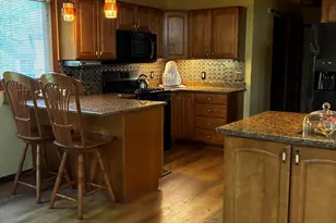 252 Bedford Cir, Valparaiso, IN 46383 - Photo 11