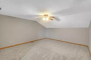 252 Bedford Cir, Valparaiso, IN 46383 - Photo 23