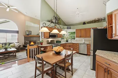 7621 Hamlin Street, Crown Point, IN 46307 - Photo 9