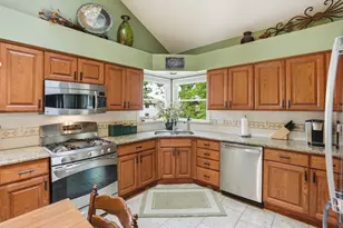 7621 Hamlin St, Crown Point, IN 46307 - Photo 11