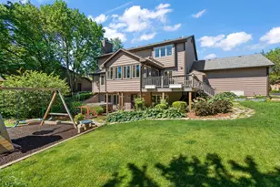600 Morningside Dr, Crown Point, IN 46307 - Photo 3